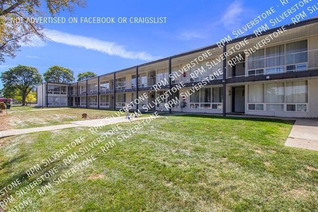 Building Photo - 3415 Fairmont Rd Unit 8