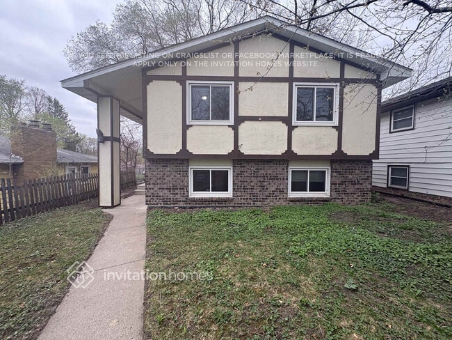 Building Photo - 2948 France Ave N