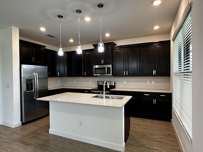 Photo - 1307 Whitcombe Dr