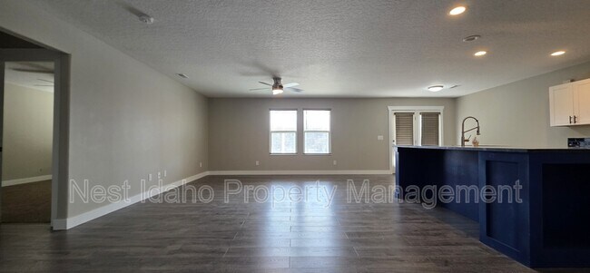 Photo - 157 E Murtaugh Lake Dr