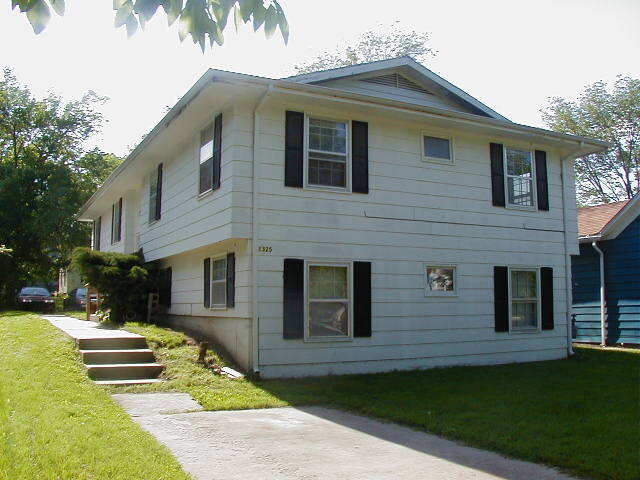 Photo - 1325 Vermont St Apartments