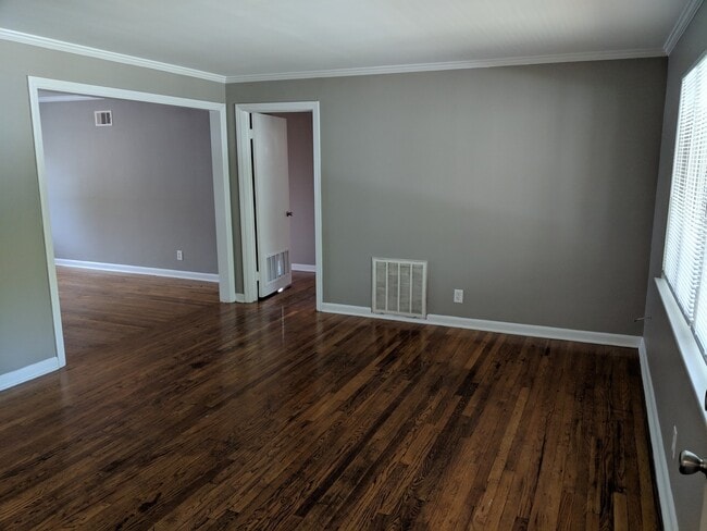 Building Photo - 44 Thackery Pl Unit Apt. 3
