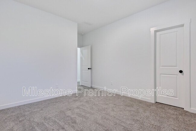 Photo - 718 W Texas St