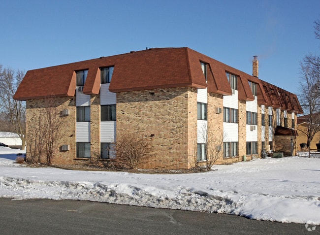 Primary Photo - Centennial & Heritage Apartments