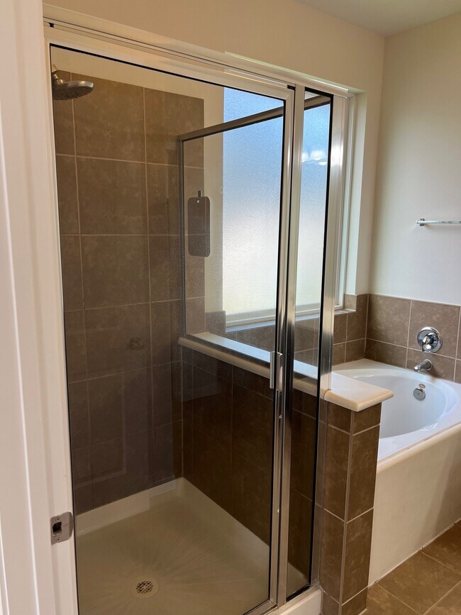 Photo - 1238 S Maple Dr