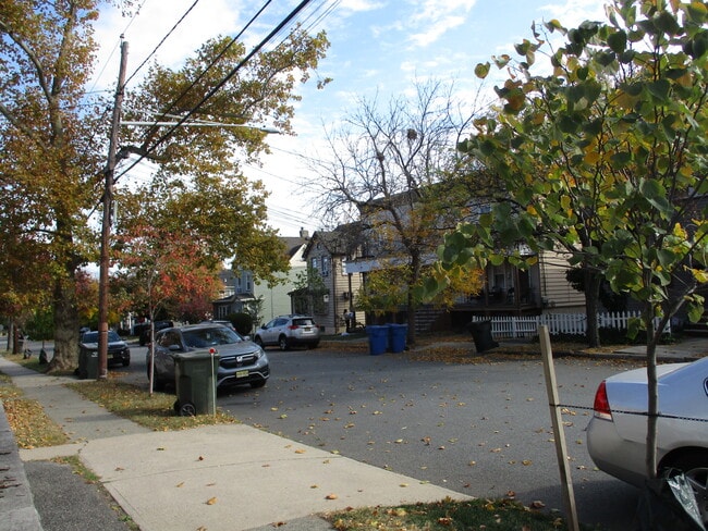 Street view - 88 Feronia Way Unit 1A