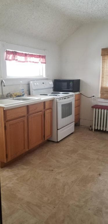 Photo - 208 W 3rd Ave