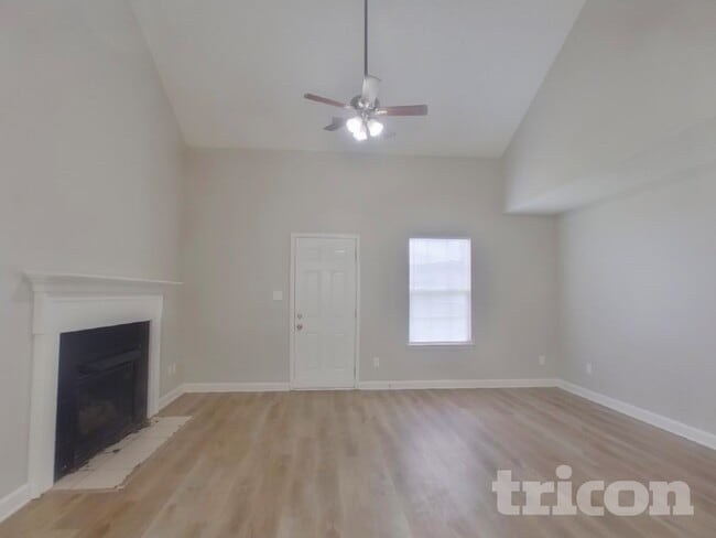 Photo - 4621 Aldersbrook Dr