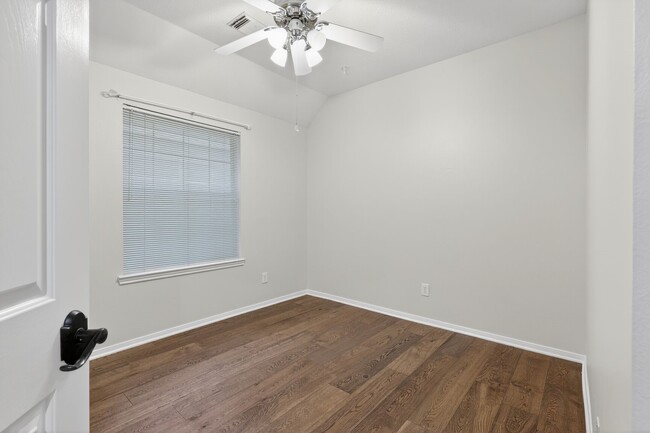 Photo - 3614 Cedar Glen Ln