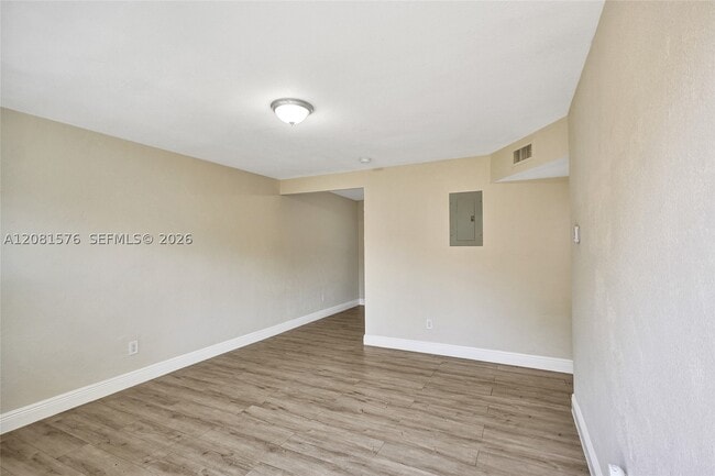 429 NW 9th Ave Unit 1