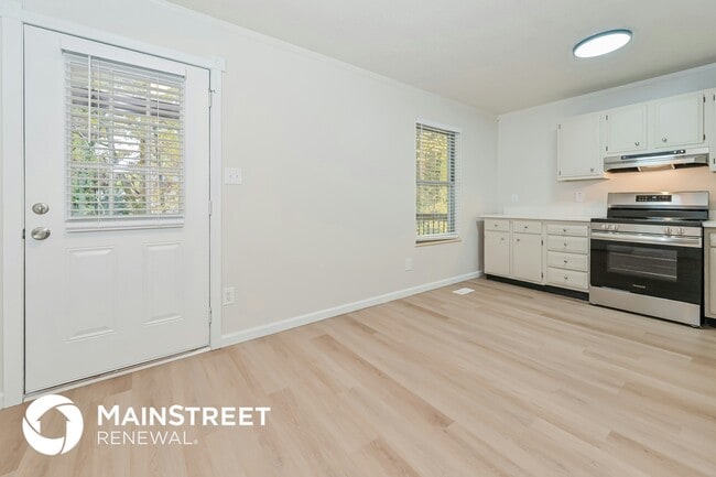 Photo - 5622 Burbury Ln NW