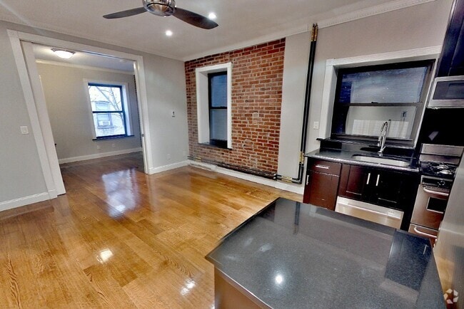 Building Photo - 434 W 52nd St Unit 3 Rental