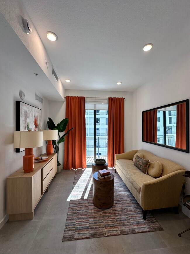 Photo - 1833 Madison St Unidad A1