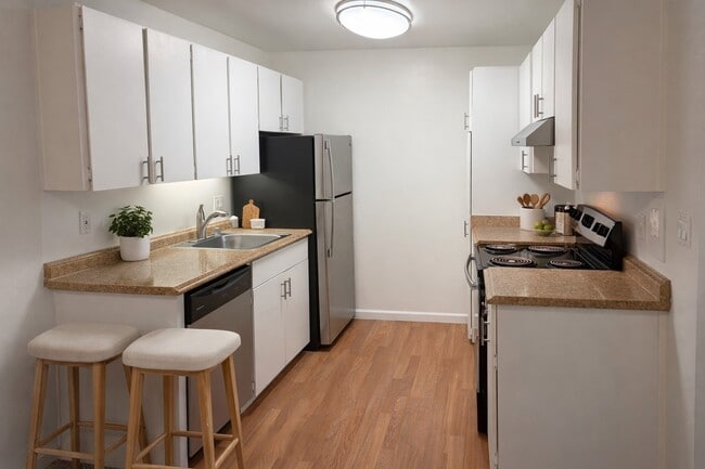 Photo - 100 Kinross Dr Unidad 15