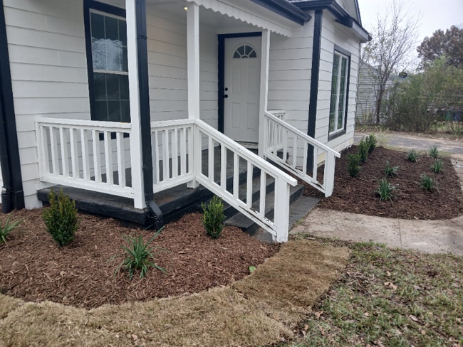 Photo - 1110 Commerce Dr