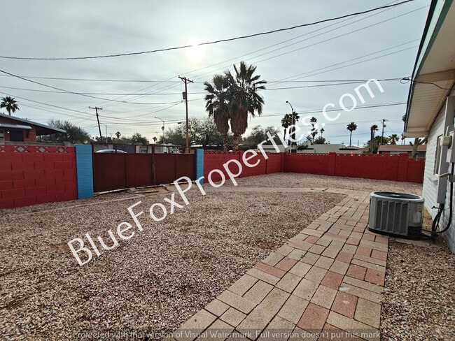 Photo - 602 N Palo Verde Blvd