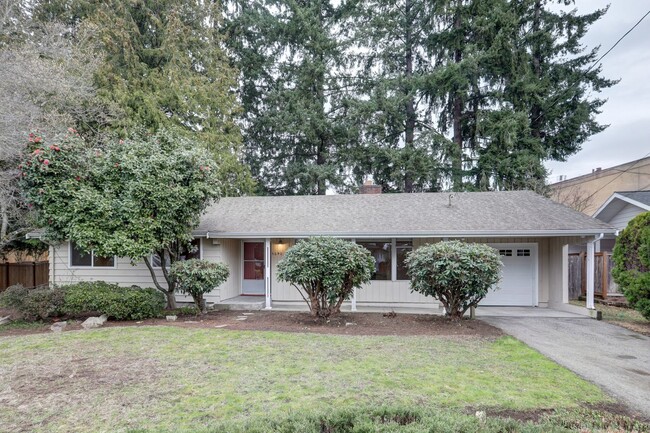 Photo - Charming Rambler Available in Perfect Newcastle Location - Move-in Ready!