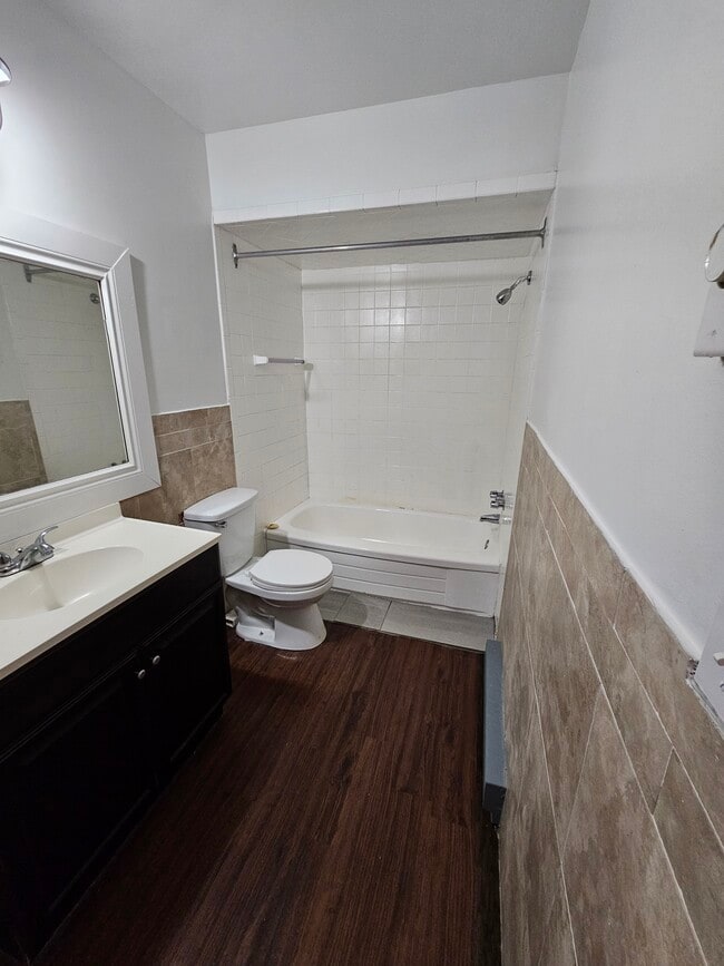 Photo - Leamington Manor