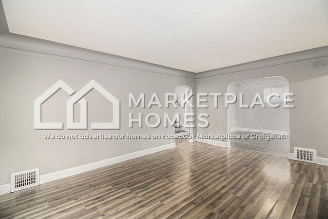 Photo - 16570 Kentfield St