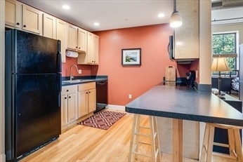 Photo - 220 Spencer Ave