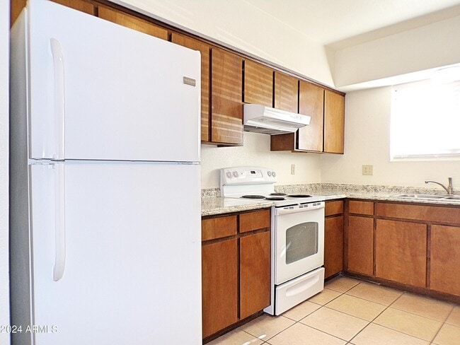 Photo - 4251 Plaza Oro Loma Unit D