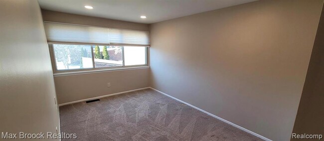 Photo - 7416 Azalea Ct