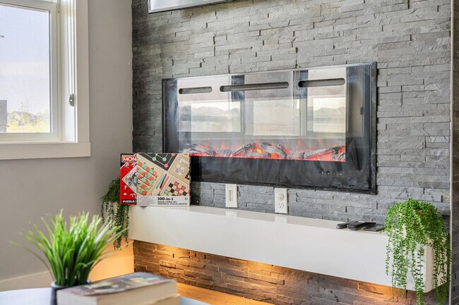 Photo - 850 Cornerstone Way NE Unit ID1314513P