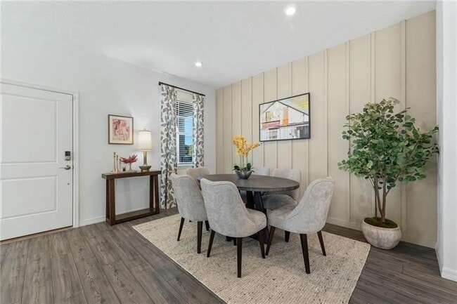 Photo - 3061 Cambridge Ml St