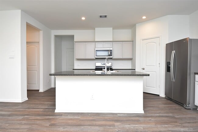 Building Photo - 24311 Saddlestone Green Dr Rental