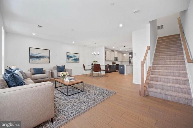 Photo - 11106 Donatello Dr