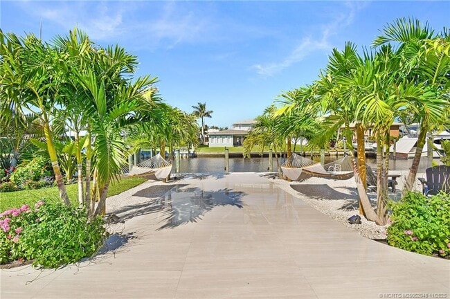 Photo - 1425 SW Egret Way