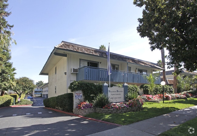 Boynton Brooks - Boynton Brooks