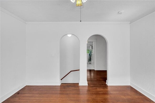 Photo - 4502 Pitt St