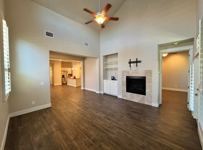 Photo - 112 Tuscan Dr