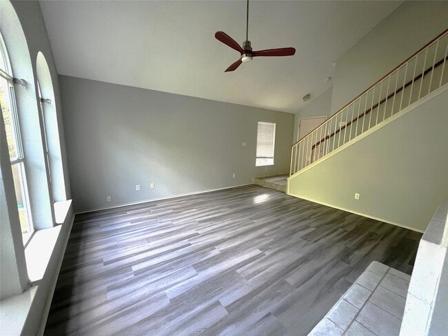 Photo - 17413 Toyahville Trail