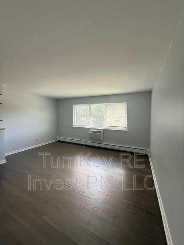 Photo - 1941 16th Ave