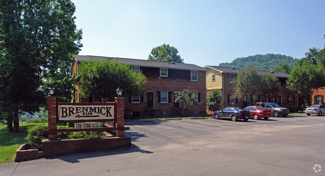 Brenmick (Patriot of Brenmick) - Brenmick (Patriot of Brenmick) Apartments