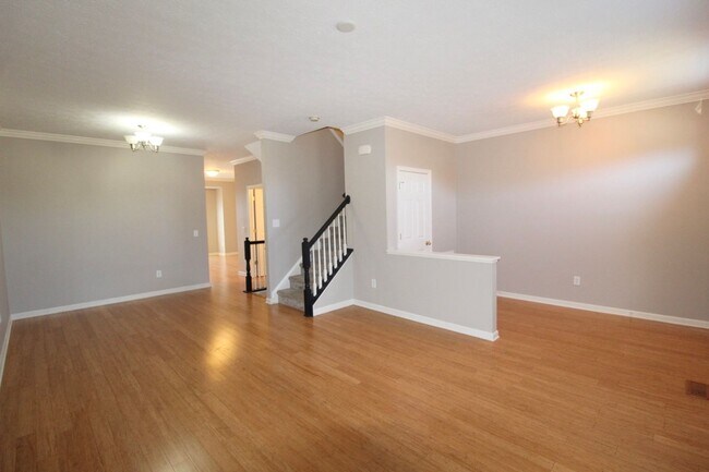 Photo - Upscale townhome  with attached garage for rent in the Townes at Bluestone!