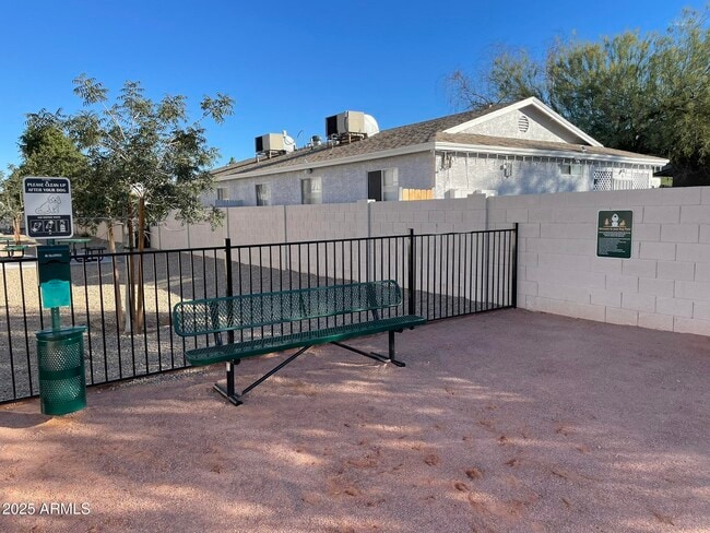 Photo - 1222 E Mountain View Rd Unidad 108