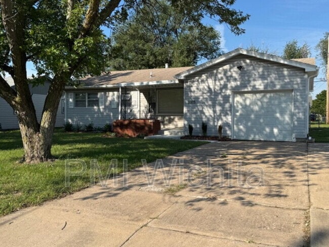 Photo - 3315 S Hiram St