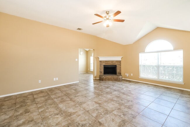 Photo - 1308 Dawnridge Ct