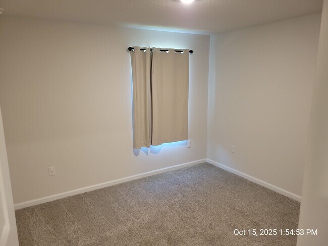 Photo - Large Family Home in Central Crestview