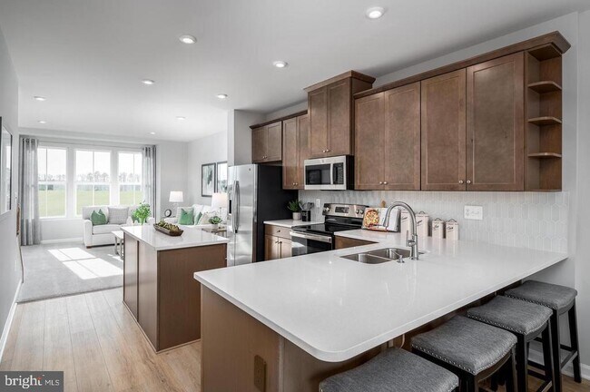 Photo - 4927 DUNHAVEN Dr