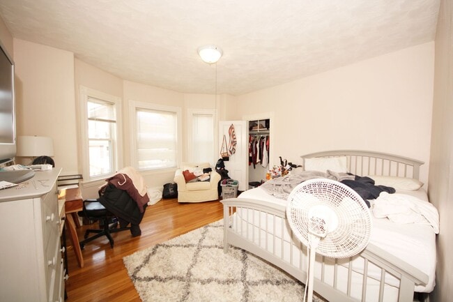 Photo - 60 Bedford St