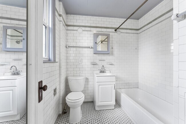 Photo - 152 Ford Ave