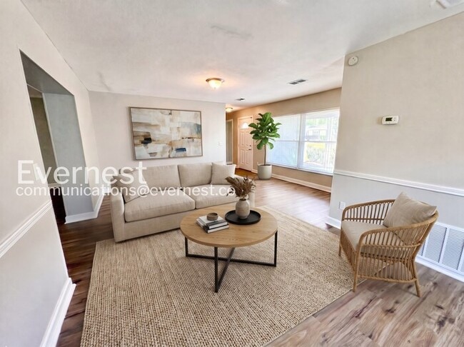 Photo - 4708 Harwich St