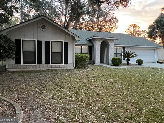 Photo - 152 Woodvalley Ct