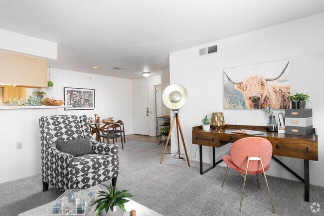 Interior Photo - Shadow Ridge Apts.