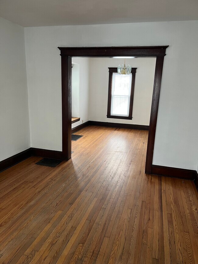 Photo - 351 Tennyson Ave