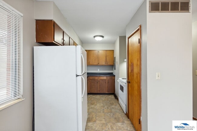 Photo - 807-807 S Erie St Unit 807 S. Erie
